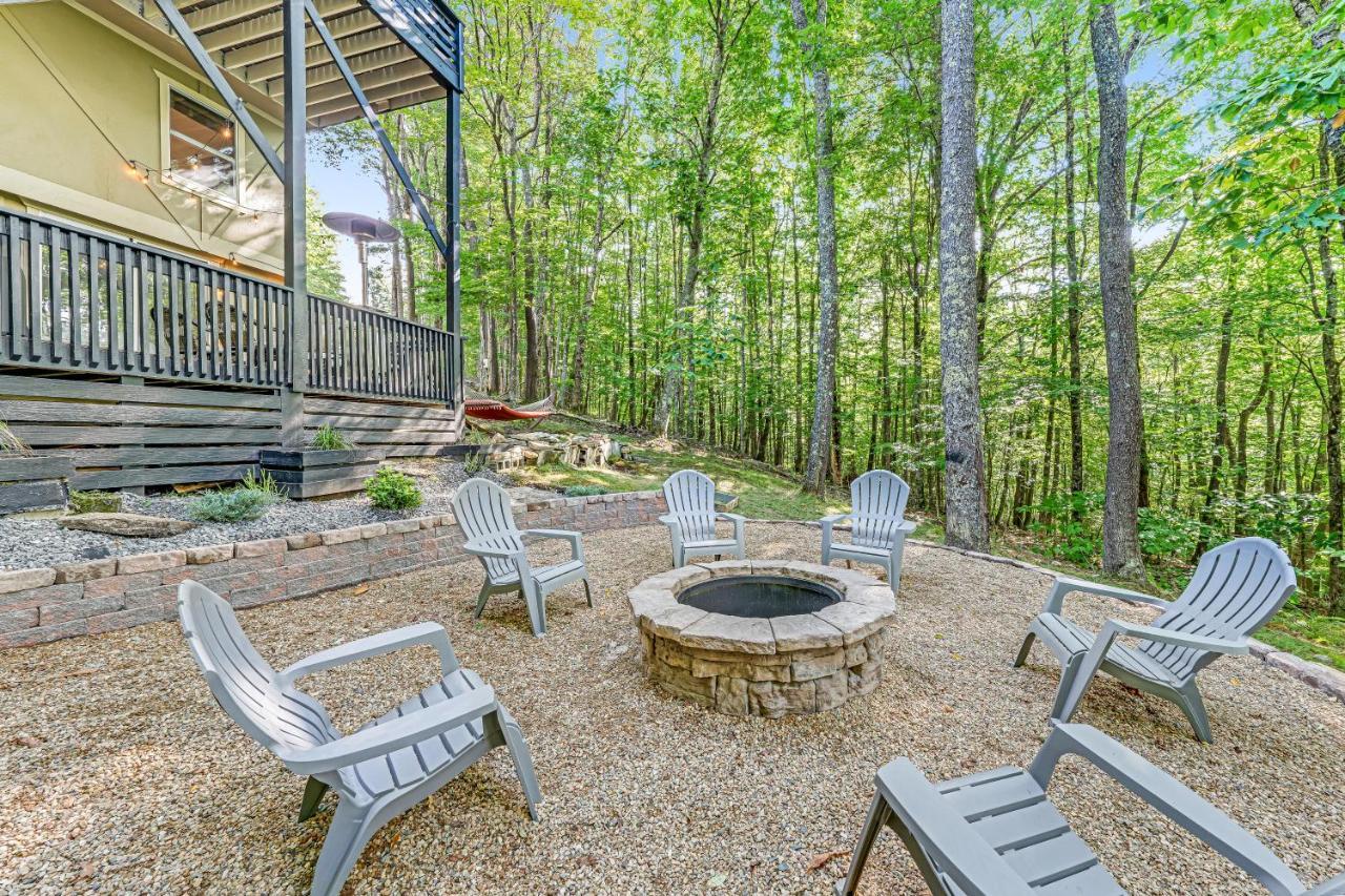 Bee & Bae Hideaway Villa Beech Mountain Exterior photo